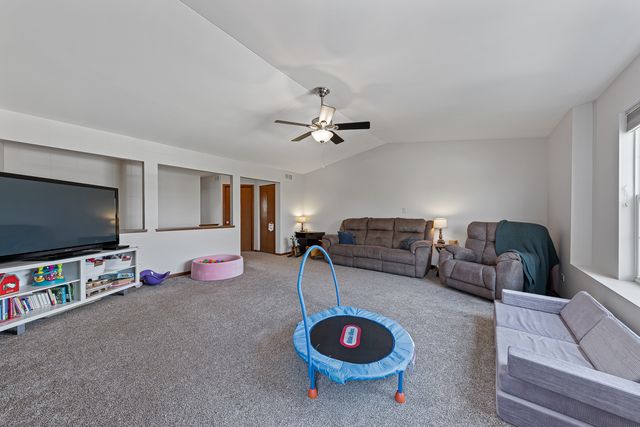 15263 Kenmare Circle, Manhattan, IL 60442