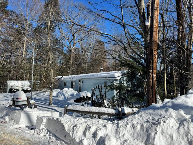 73 Harvey Lake Road, Northwood, NH 03261