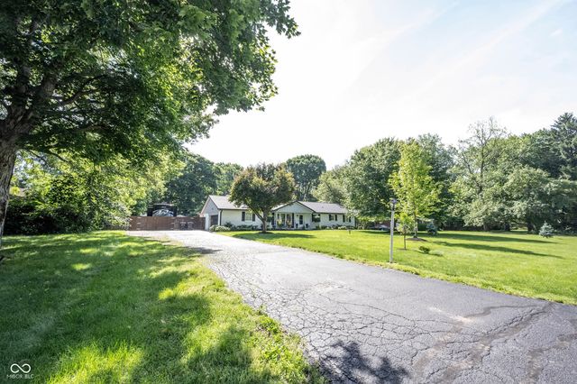 5349 Seneca Drive, Indianapolis, IN 46220