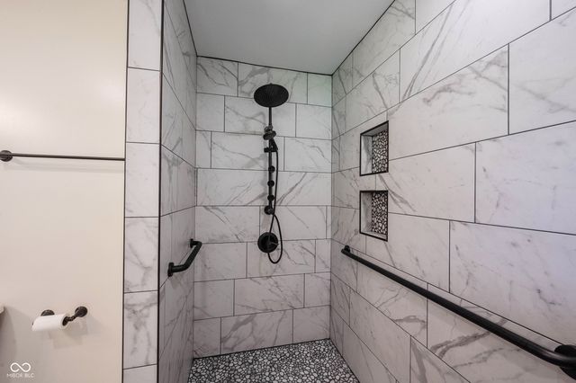 5349 Seneca Drive, Indianapolis, IN 46220