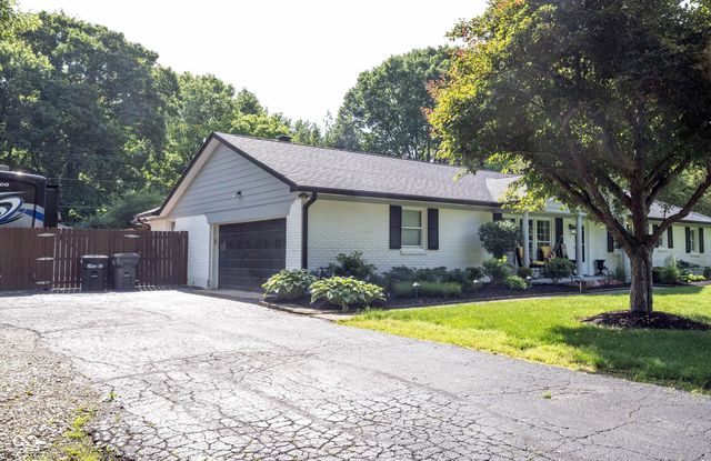 5349 Seneca Drive, Indianapolis, IN 46220