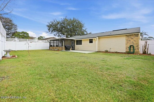 1618 WINDY OAKS Drive W, Jacksonville, FL 32225