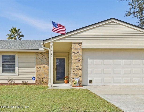 1618 WINDY OAKS Drive W, Jacksonville, FL 32225