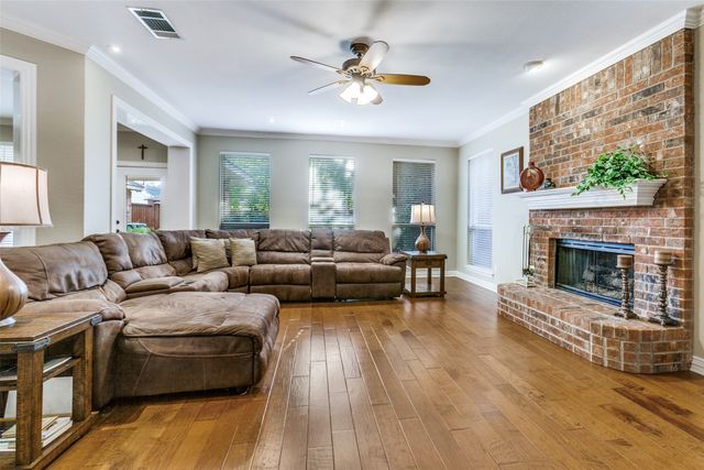 3840 Walden Way, Dallas, TX 75287