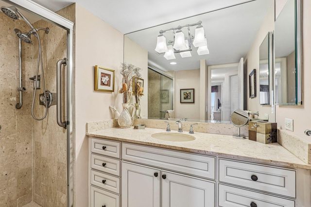 1340 S Ocean Boulevard 2303, Pompano Beach, FL 33062