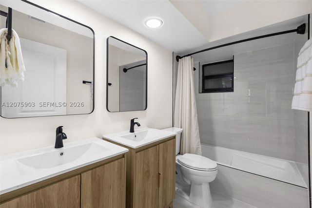 5741 Simms St, Hollywood, FL 33021