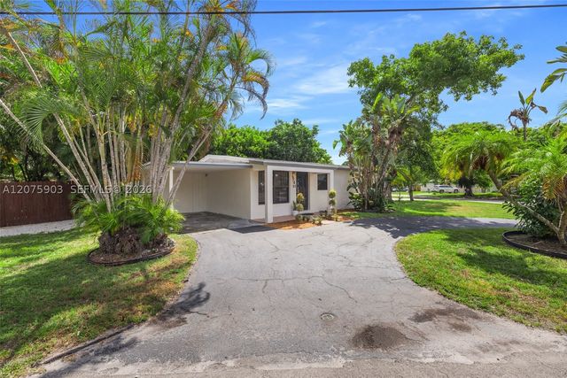 5741 Simms St, Hollywood, FL 33021