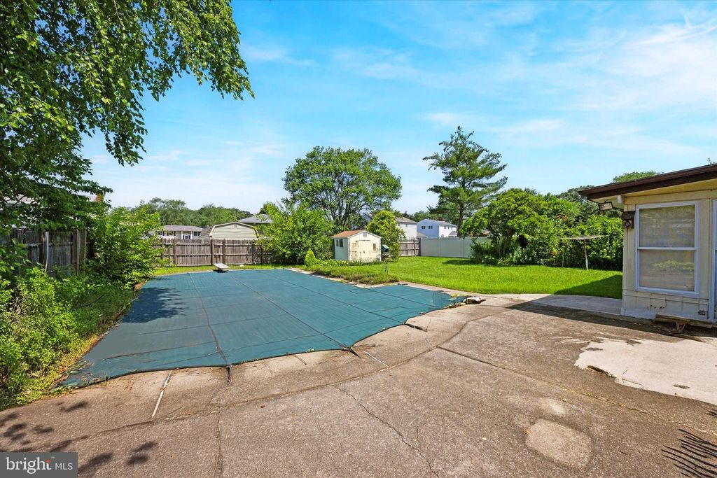 57 CORNELL DR, Delran, NJ 08075