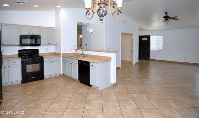 2851 E Paseo La Tierra Buena, Tucson, AZ 85706