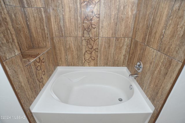 2851 E Paseo La Tierra Buena, Tucson, AZ 85706