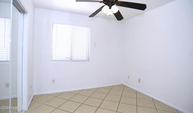 2851 E Paseo La Tierra Buena, Tucson, AZ 85706