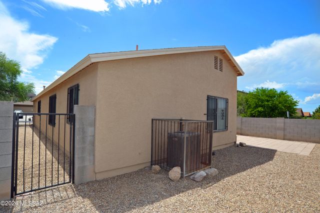 2851 E Paseo La Tierra Buena, Tucson, AZ 85706