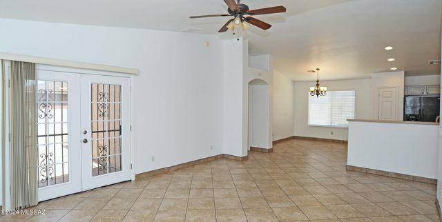 2851 E Paseo La Tierra Buena, Tucson, AZ 85706