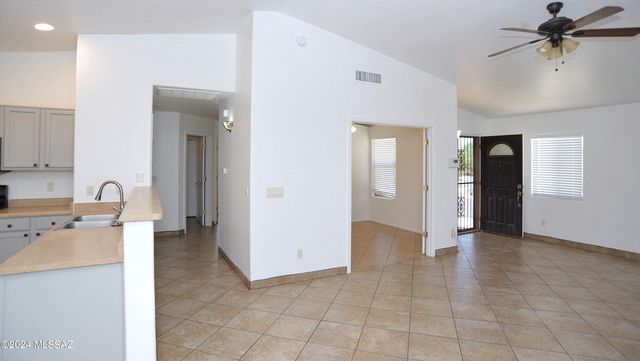 2851 E Paseo La Tierra Buena, Tucson, AZ 85706