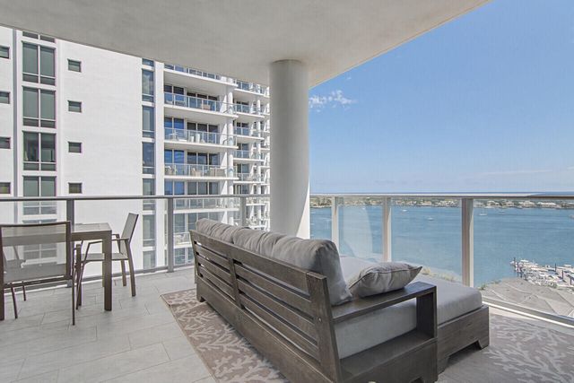 3 WATER CLUB Way 1201, North Palm Beach, FL 33408