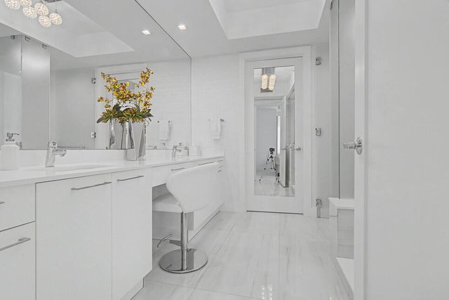 3 WATER CLUB Way 1201, North Palm Beach, FL 33408