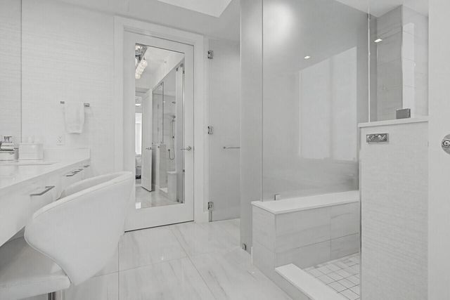 3 WATER CLUB Way 1201, North Palm Beach, FL 33408