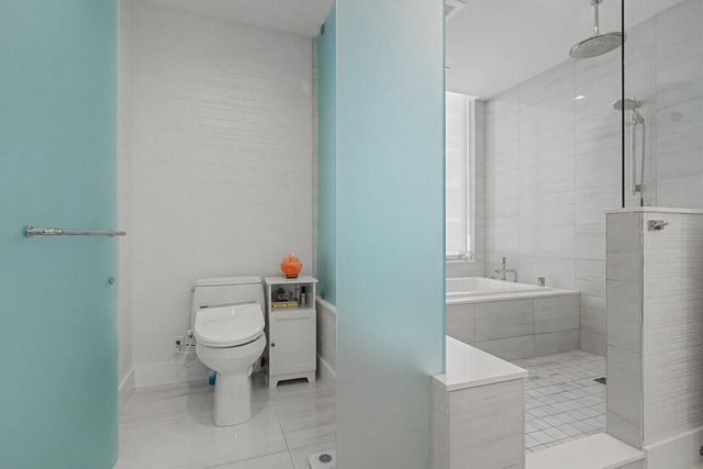 3 WATER CLUB Way 1201, North Palm Beach, FL 33408