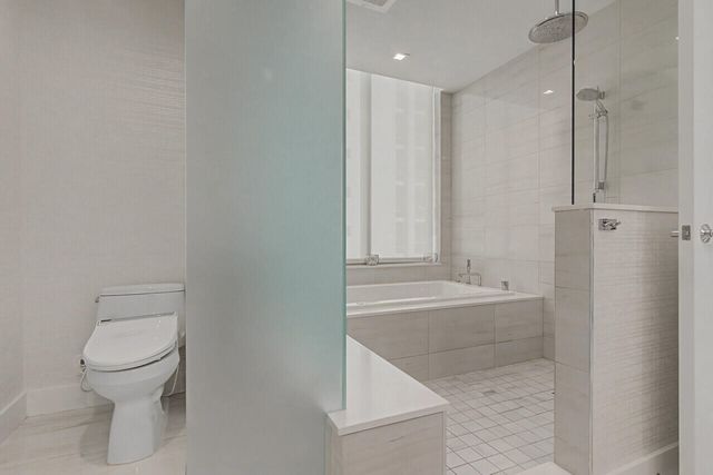 3 WATER CLUB Way 1201, North Palm Beach, FL 33408
