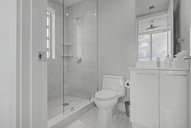 3 WATER CLUB Way 1201, North Palm Beach, FL 33408