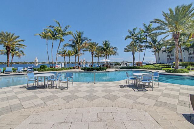 3 WATER CLUB Way 1201, North Palm Beach, FL 33408