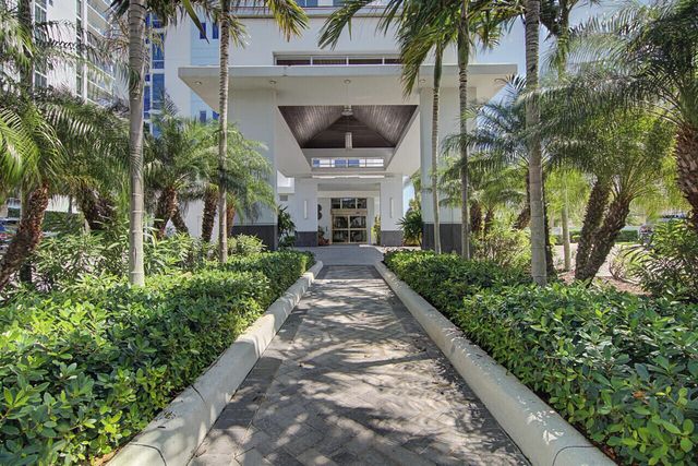 3 WATER CLUB Way 1201, North Palm Beach, FL 33408