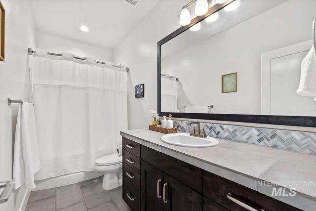 3345 E Mardia St, Meridian, ID 83642