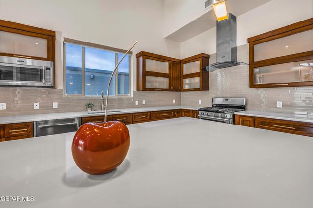 7304 CANYON WREN Avenue, El Paso, TX 79911