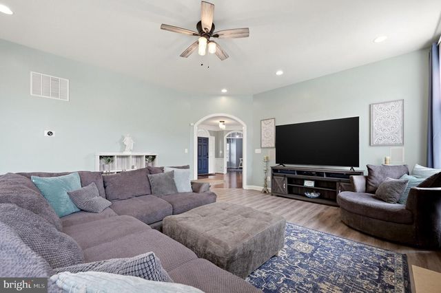 505 COBBLER DR, Berryville, VA 22611