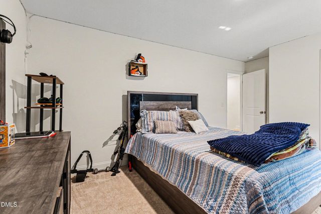 844 Golden Plum Lane, Zebulon, NC 27597