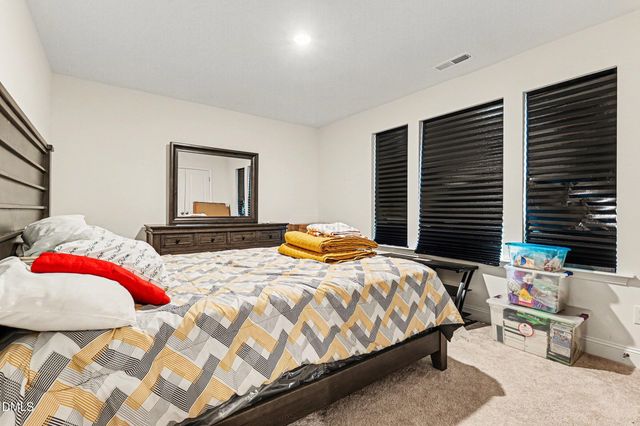844 Golden Plum Lane, Zebulon, NC 27597