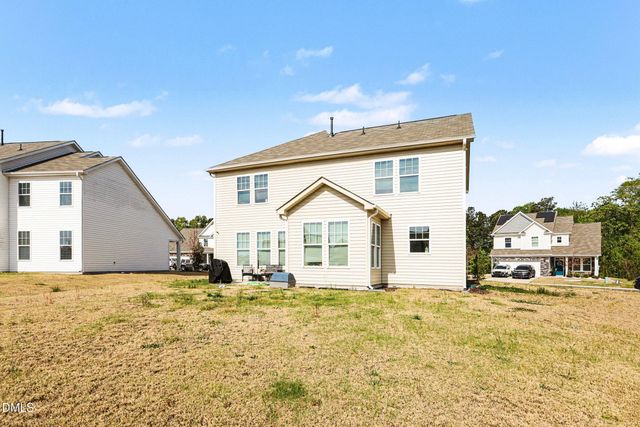 844 Golden Plum Lane, Zebulon, NC 27597