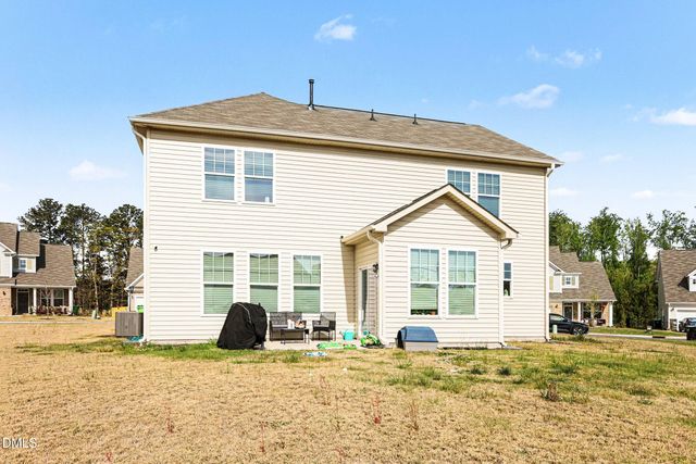 844 Golden Plum Lane, Zebulon, NC 27597