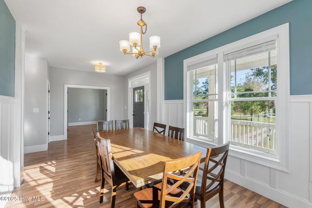 306 Joan Court, Beaufort, NC 28516