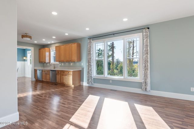 306 Joan Court, Beaufort, NC 28516