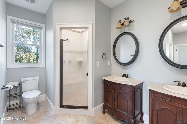 306 Joan Court, Beaufort, NC 28516