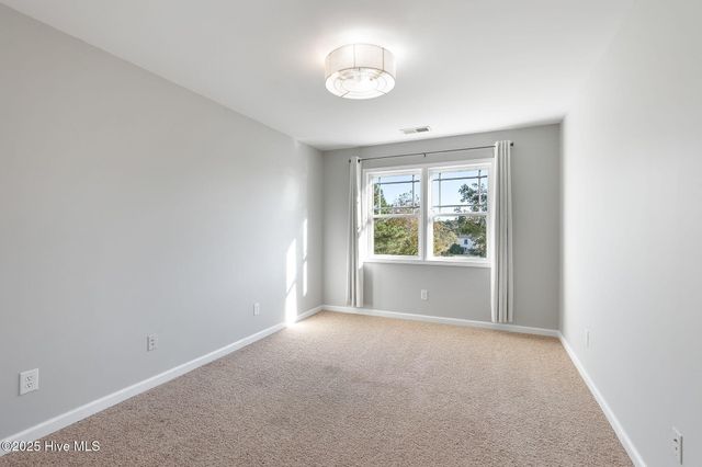 306 Joan Court, Beaufort, NC 28516