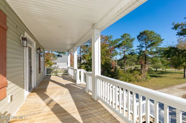 306 Joan Court, Beaufort, NC 28516
