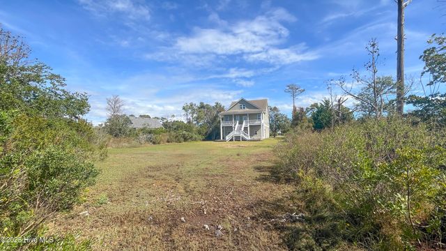 306 Joan Court, Beaufort, NC 28516