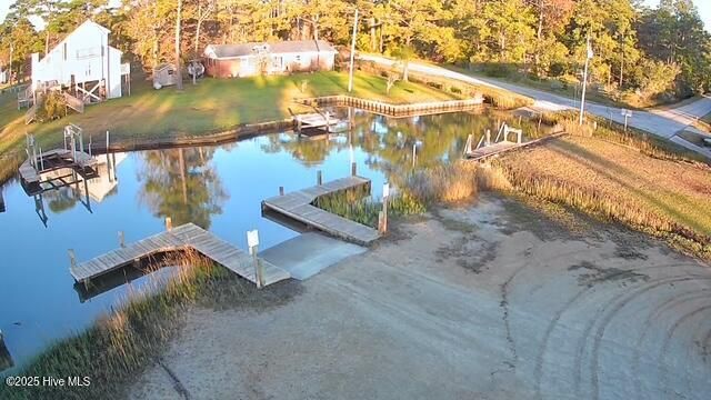 306 Joan Court, Beaufort, NC 28516