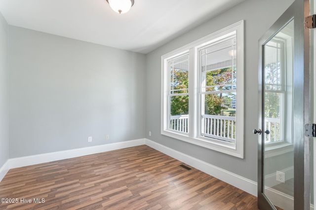 306 Joan Court, Beaufort, NC 28516