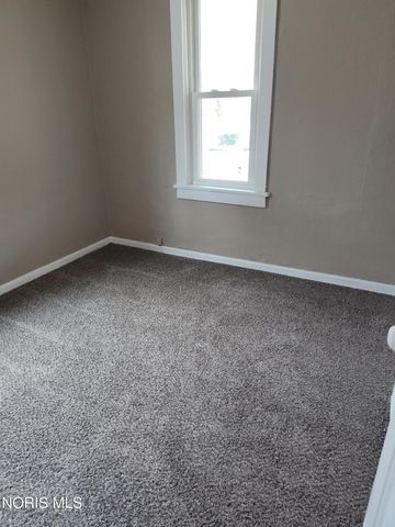 6043 Pickard Drive, Toledo, OH 43613