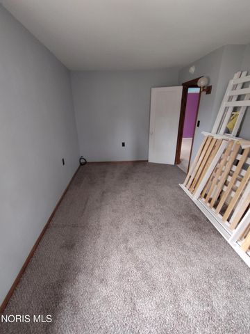 6043 Pickard Drive, Toledo, OH 43613