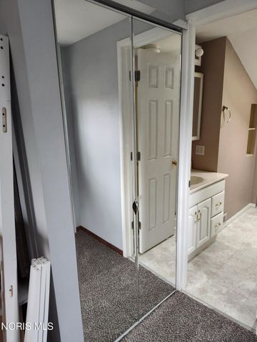 6043 Pickard Drive, Toledo, OH 43613