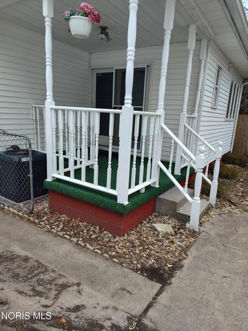 6043 Pickard Drive, Toledo, OH 43613