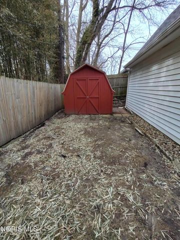 6043 Pickard Drive, Toledo, OH 43613