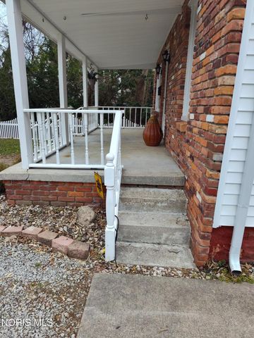 6043 Pickard Drive, Toledo, OH 43613