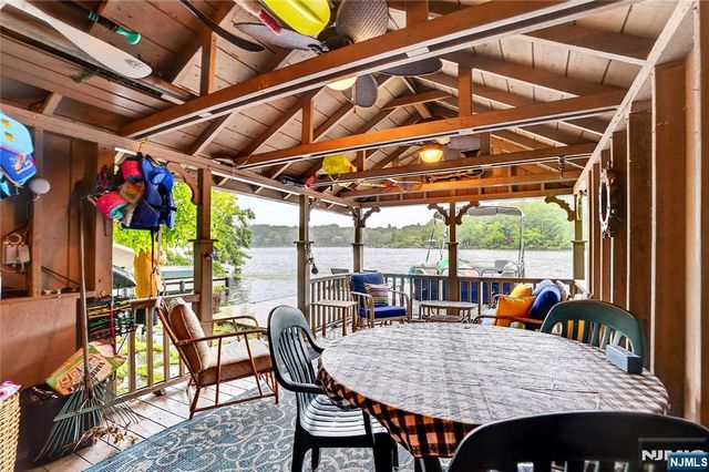 106 Demarest, Bloomingdale, NJ 07403
