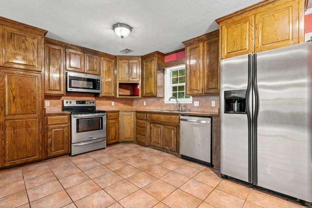 219 Oak Valley Drive, Hot Springs, AR 71913