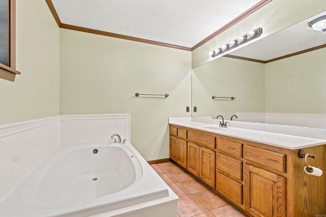 219 Oak Valley Drive, Hot Springs, AR 71913